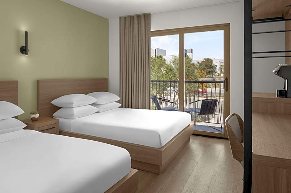 The Lum Hotel Los Angeles Stadium District