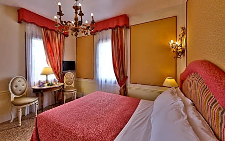 Double Room with Canal View