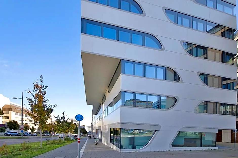 Sky Aparthotel