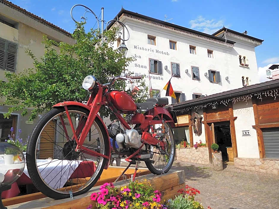 Historic Hotel Ristorante La Stua
