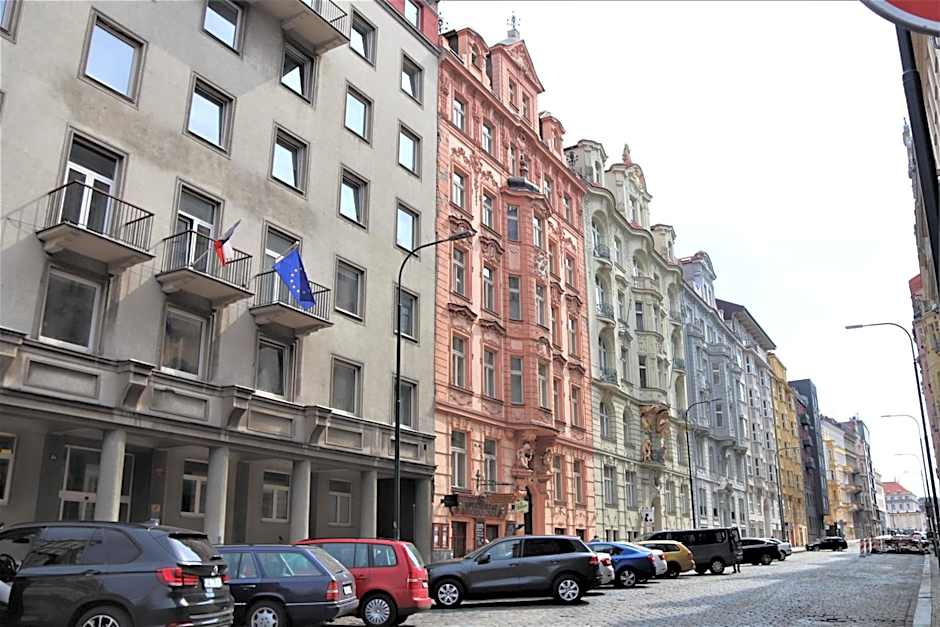 Flowers apartments