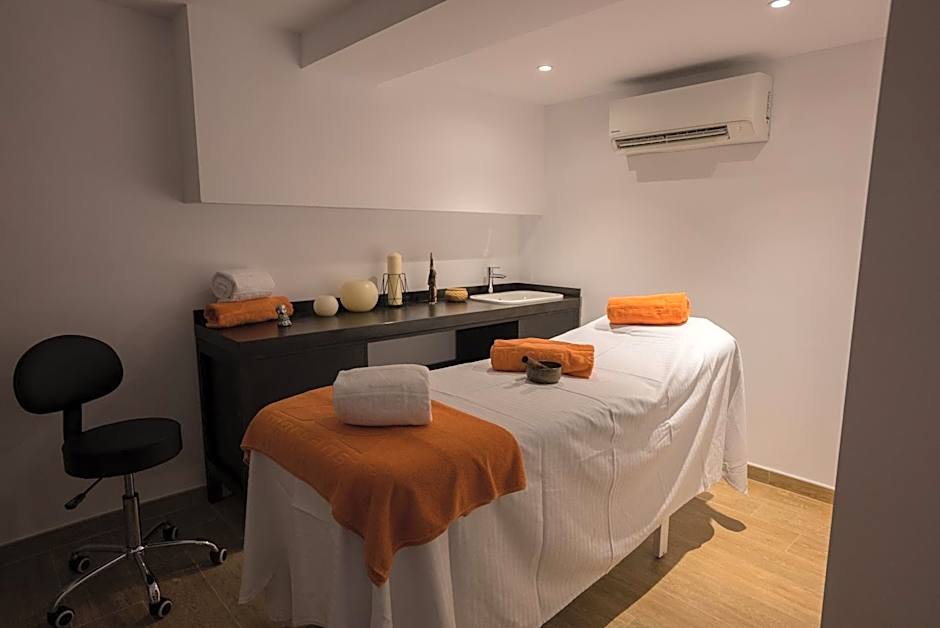 Hotel Morlans Suites - Adults Only