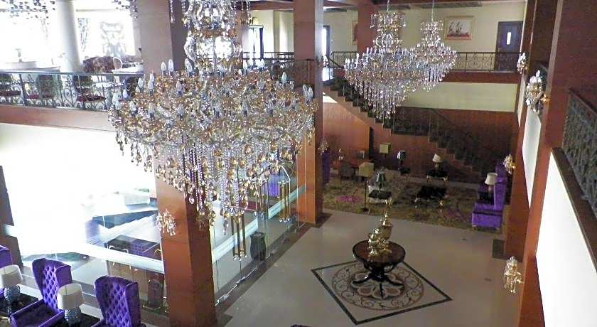 Sutan Raja Hotel And Convention Centre