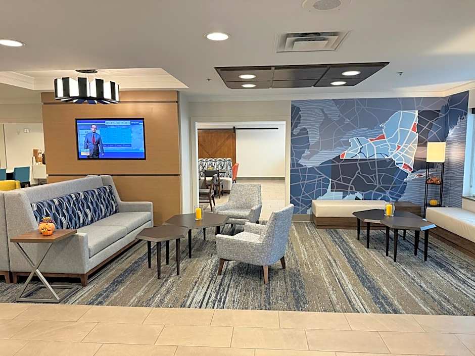 Holiday Inn Express Hotel & Suites Dewitt - Syracuse By IHG