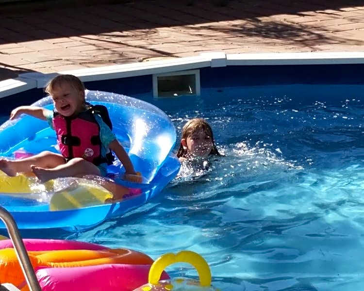 Acacia Rose Motor Inn