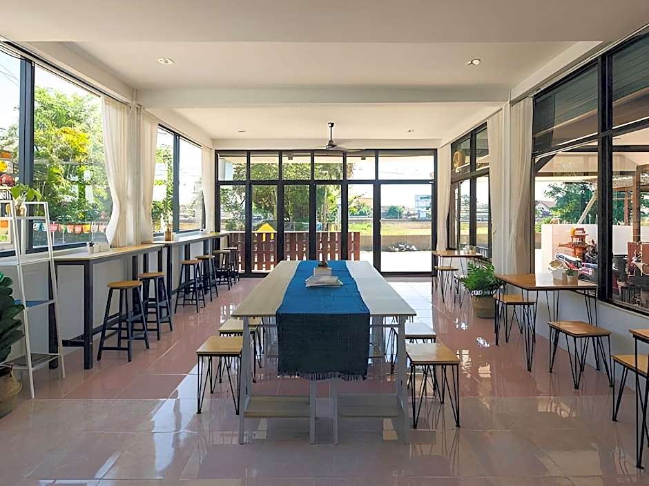 Yindee Travellers Lodge