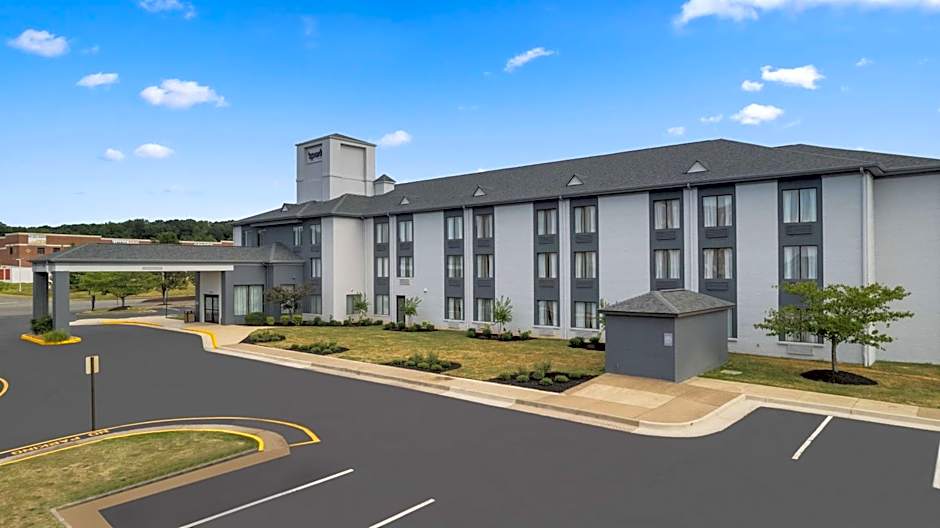 Spark by Hilton Fredericksburg Southpoint