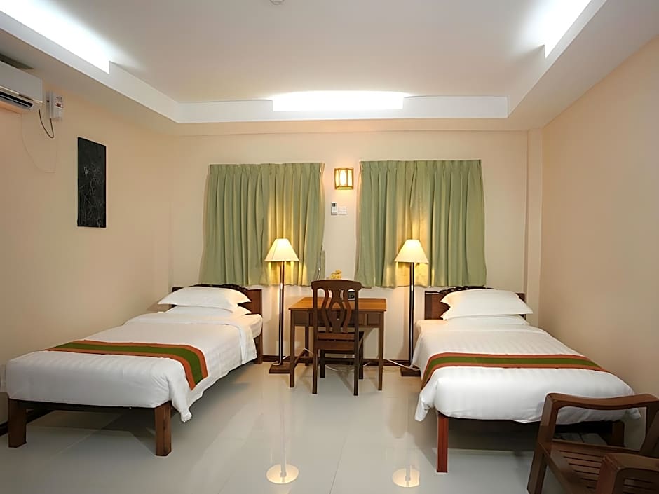 Hotel June Business Bed Breakfast
