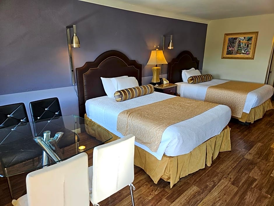 Fullerton Inn
