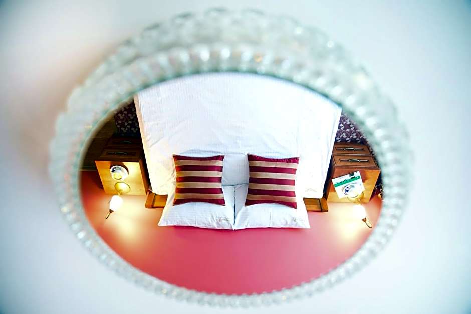 HOTEL I RESTAURACJA BROCHÓW