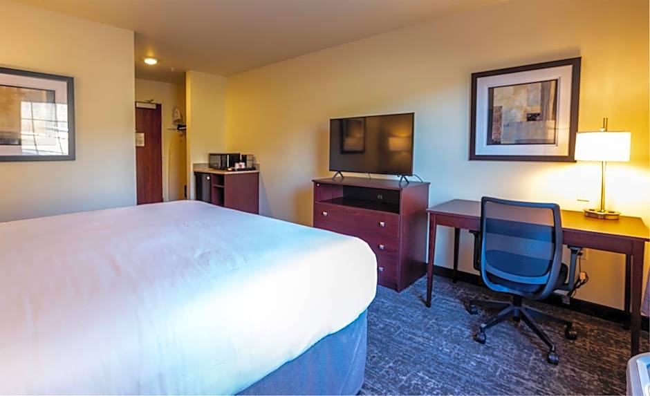 Cobblestone Inn & Suites - Brookville