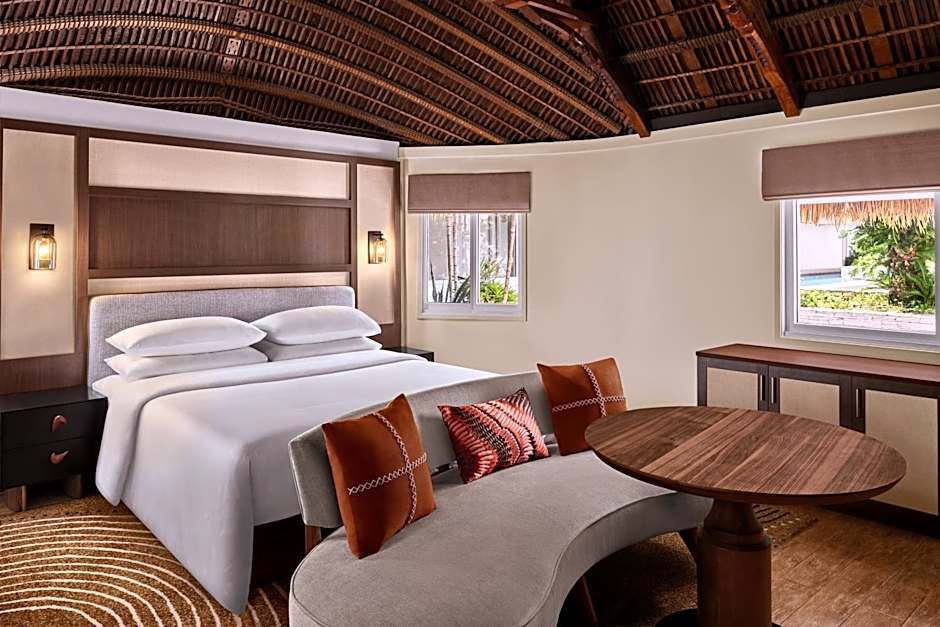 Sheraton Samoa Aggie Grey's Hotel & Bungalows