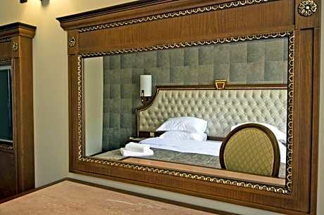 Two-Bedroom Suite with Balcony