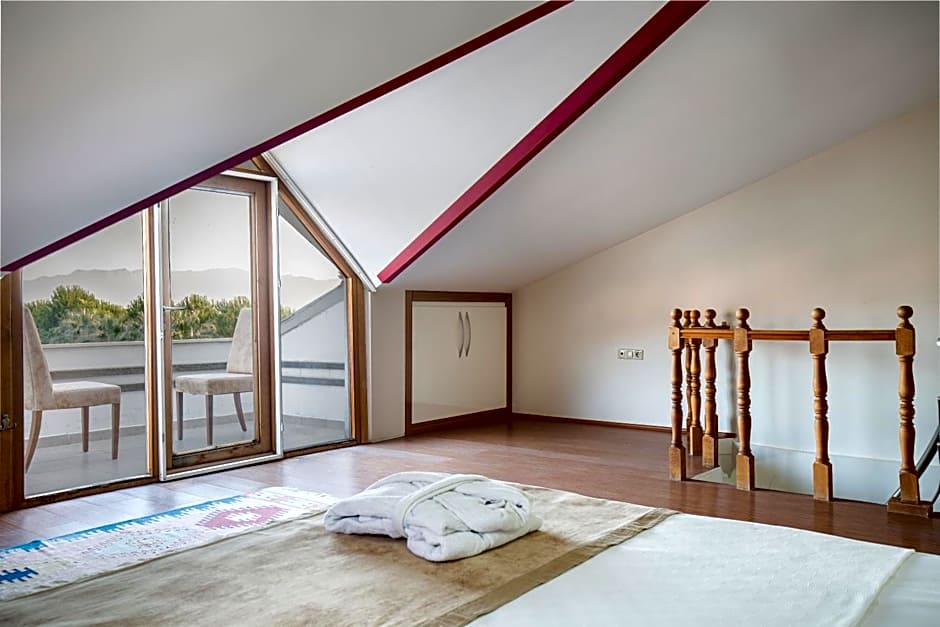 Lycus River Thermal Hotel