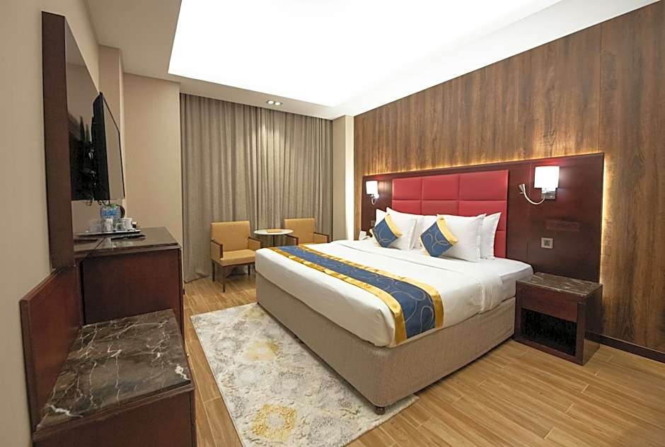 Ramee Guestline Hotel