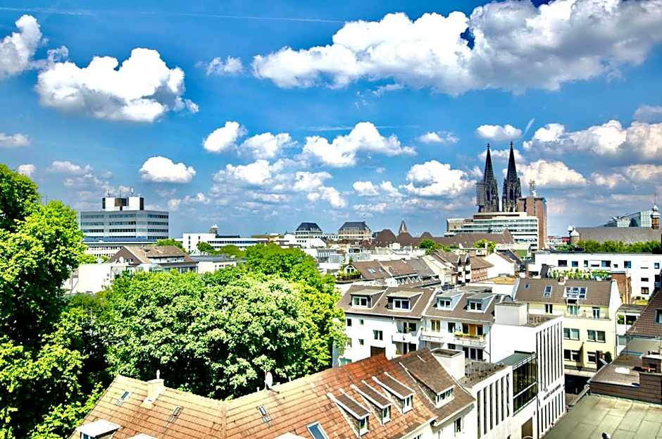 Stadthotel am Romerturm
