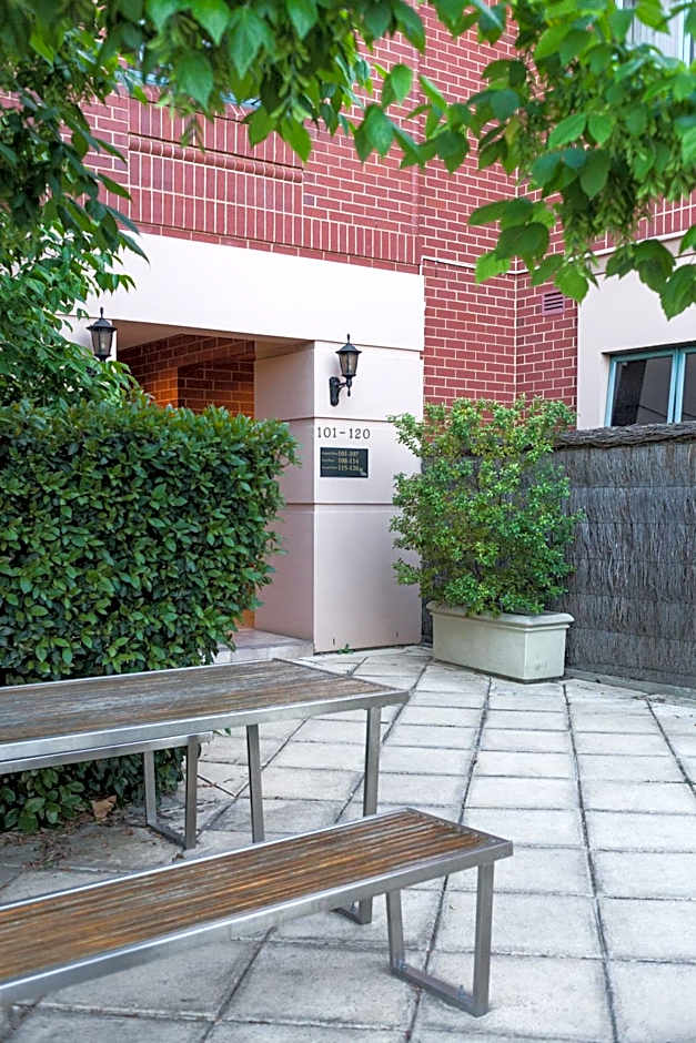 Majestic Tynte Street Apartments