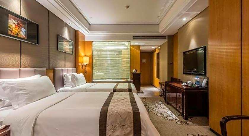 Zhangjiagang Zhonglian GDH International  Hotel