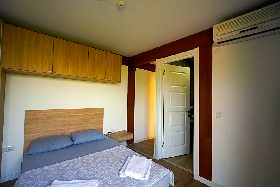 QCUNDA OTEL