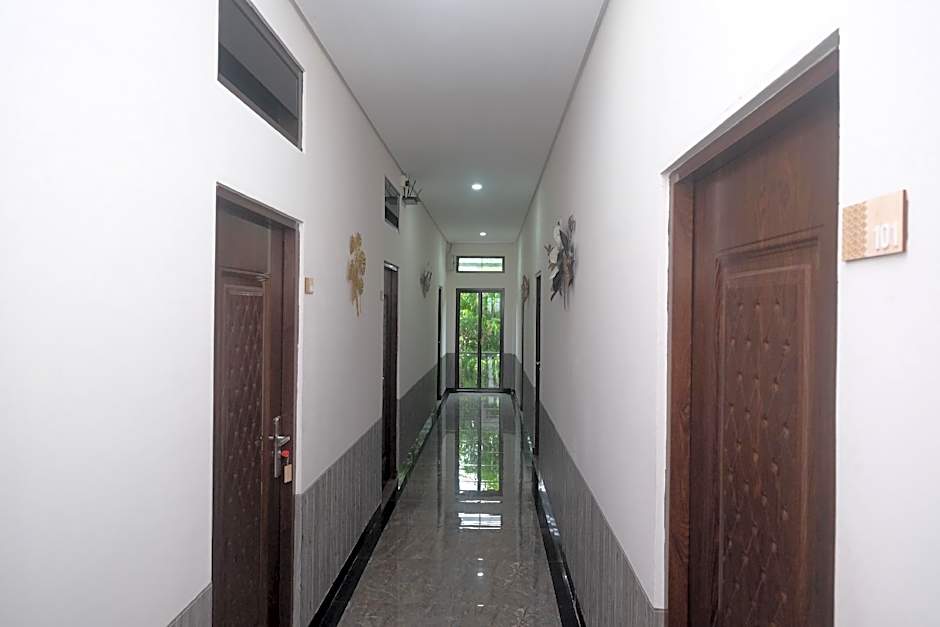 Urbanview Grand Lotus Hotel by RedDoorz