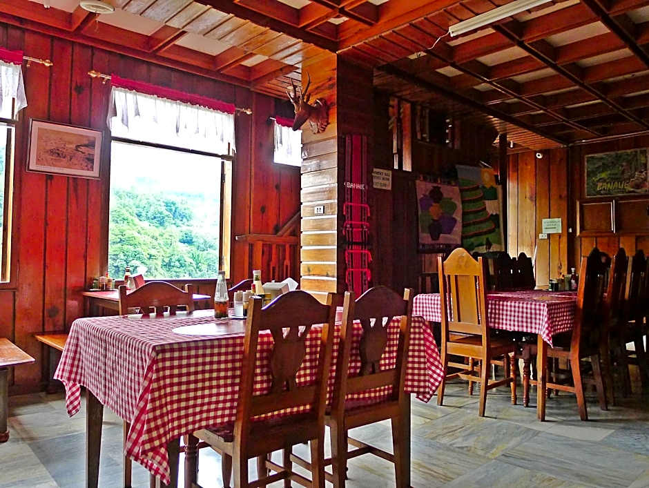 Uyami's Green View Lodge