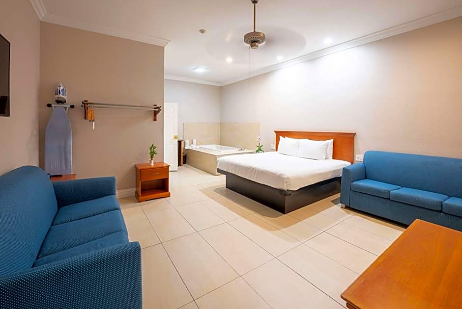 Photo 1 of 5 of Studio 1 King Bed Suite