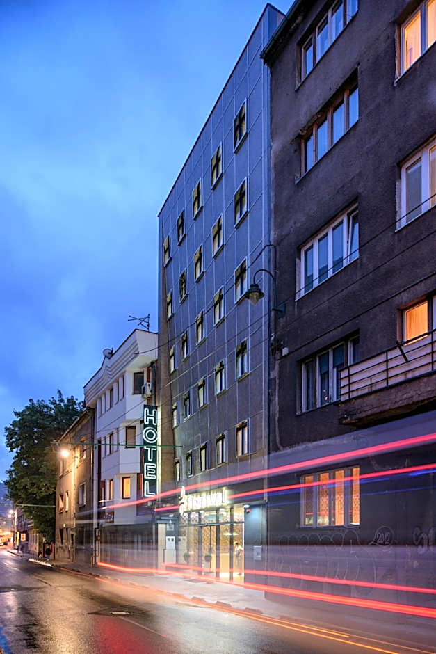 Hotel Festival