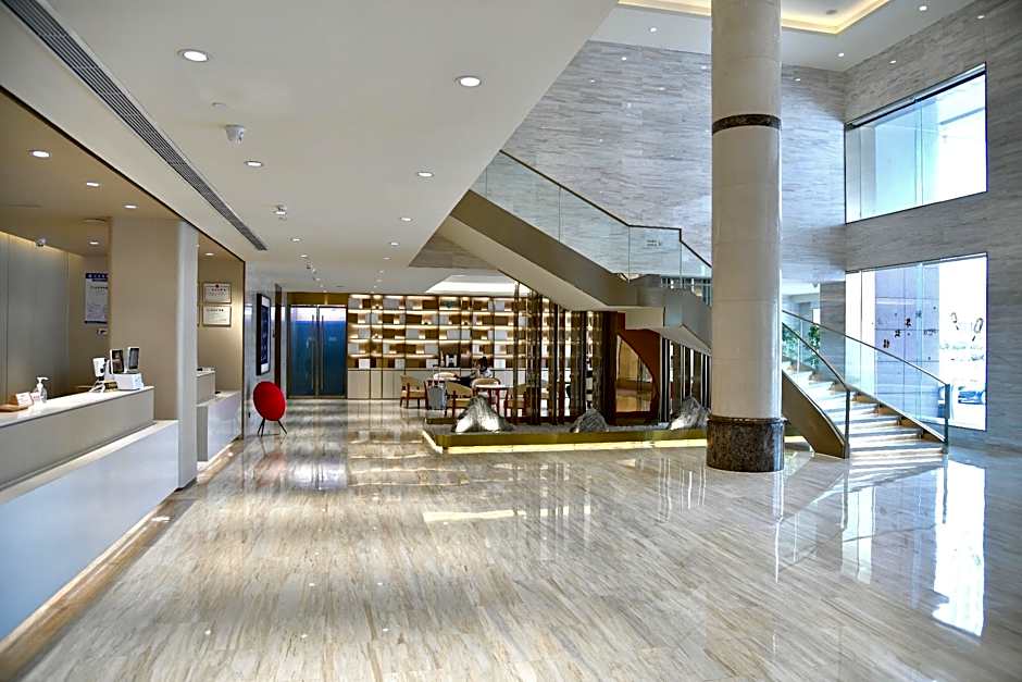 Hanting Hotel Rizhao Railway Station                                                      