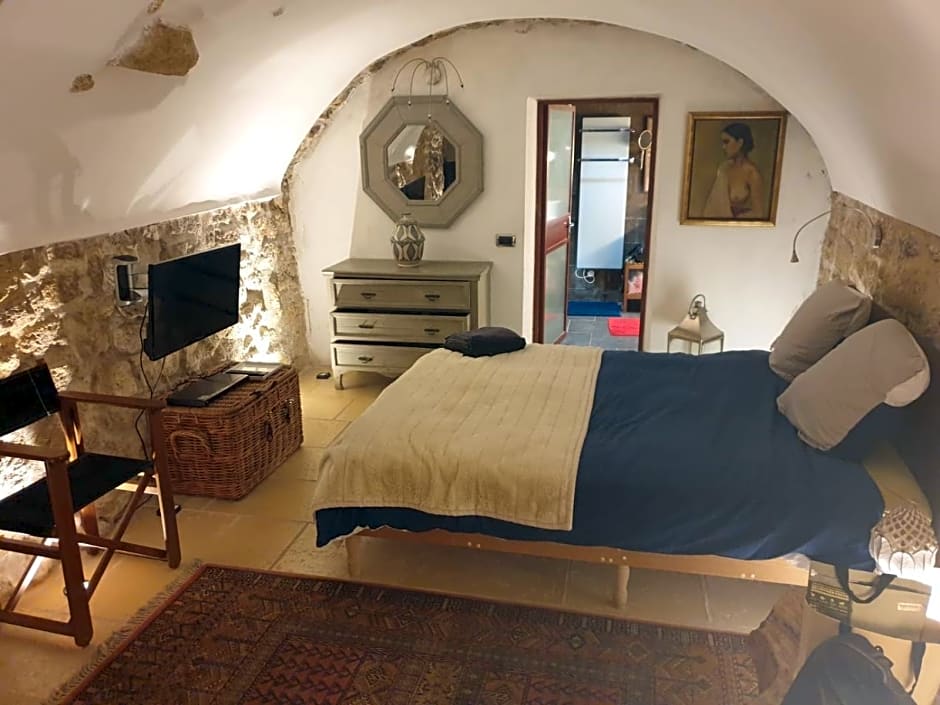 La villageoise, chambre troglodyte pitoresque au c¿ur du village