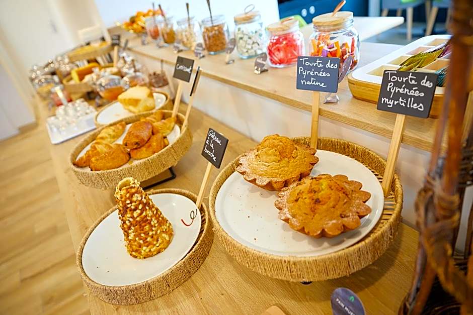 Campanile Pau Est-Bizanos