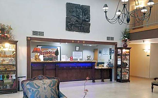 Ruidoso Mountain Inn