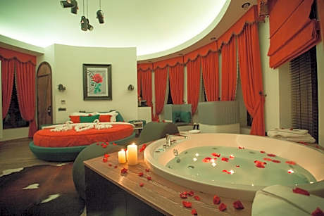 King Room with Spa Bath