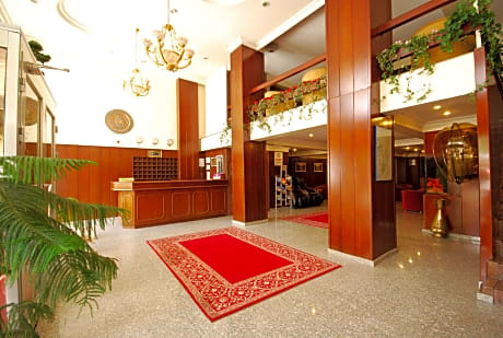 Hotel Mithat
