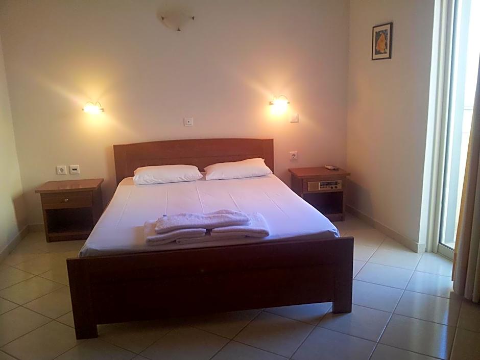 Ostria Hotel