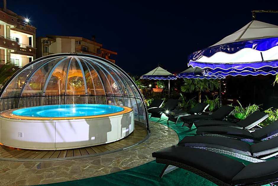 Aparthotel Villa Primafila