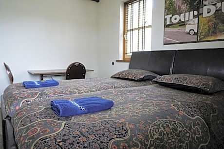 Standard Room with Shared Bathroom