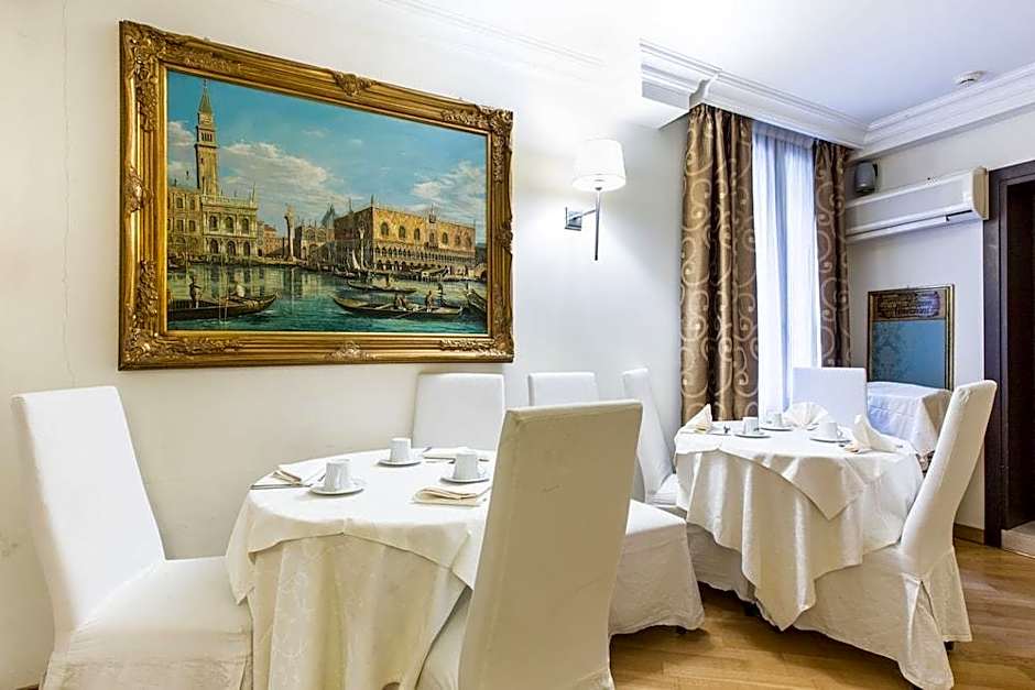 Relais Piazza San Marco