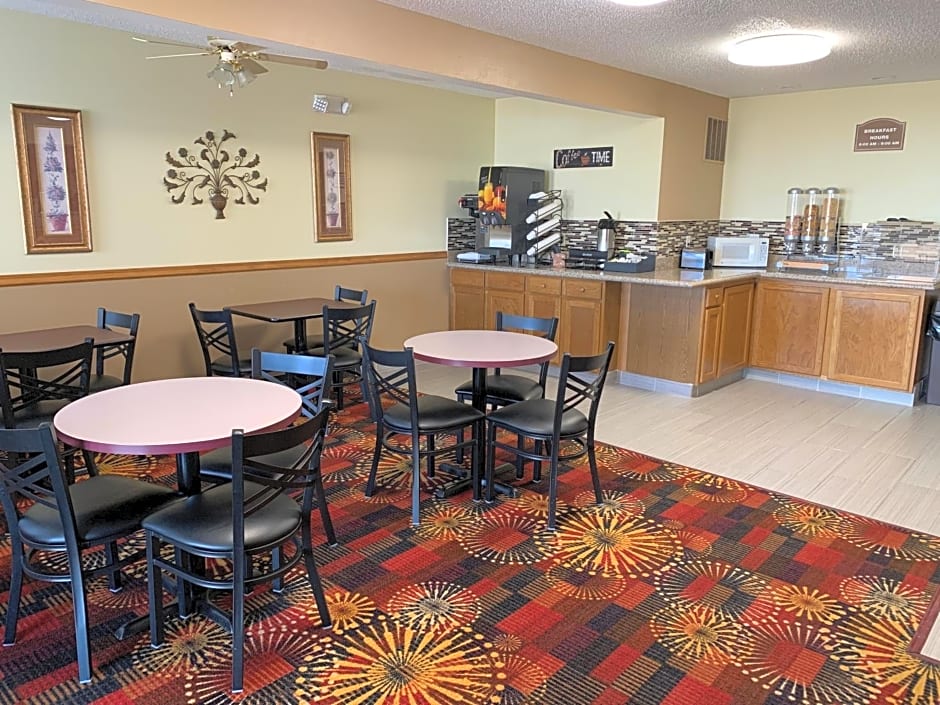 Budget Inn & Suites