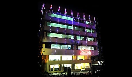 Saiesh International Hotel