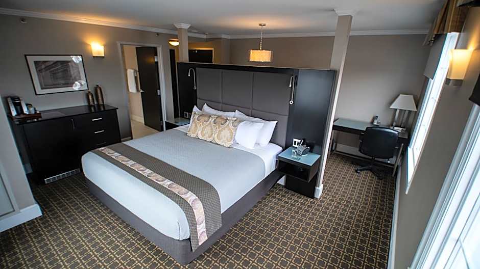 voco The Tiger Hotel, Columbia, MO By IHG