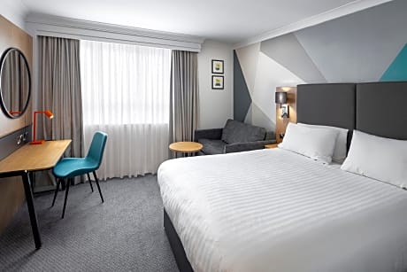 Standard King Room with Sofa Bed