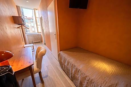 Economy Single Room