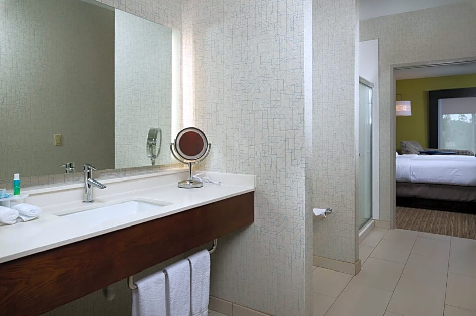 Holiday Inn Express Independence - Kansas City By IHG