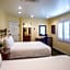 Castillo Inn at the Beach