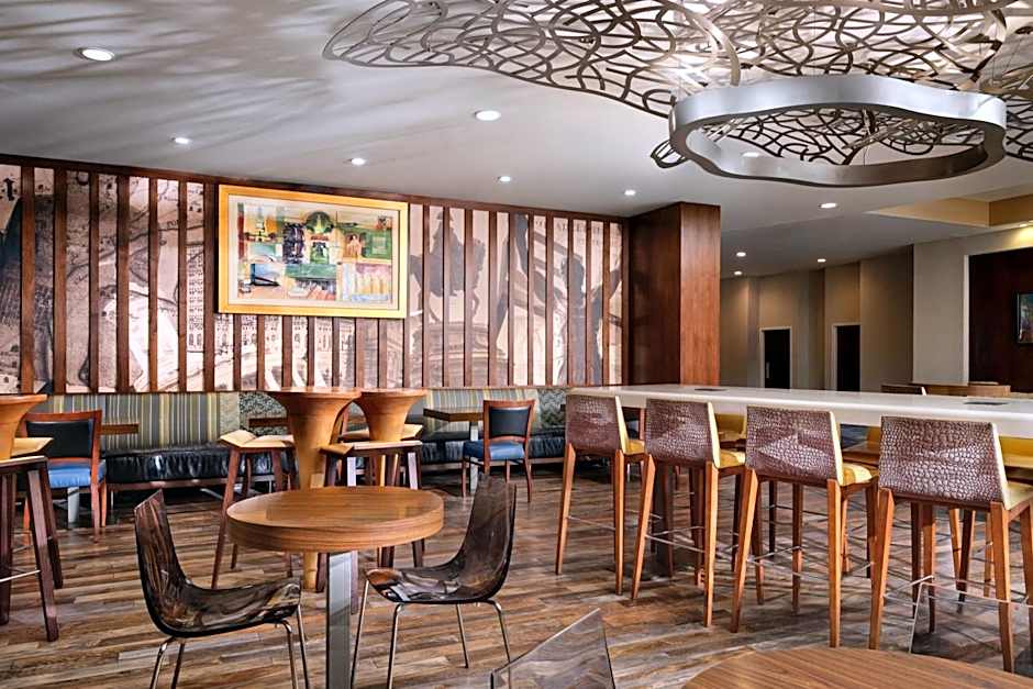 Delta Hotel by Marriott Philadelphia Airport