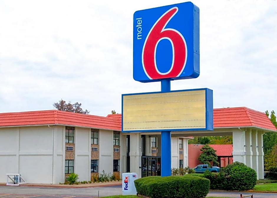 Motel 6-Palestine, TX