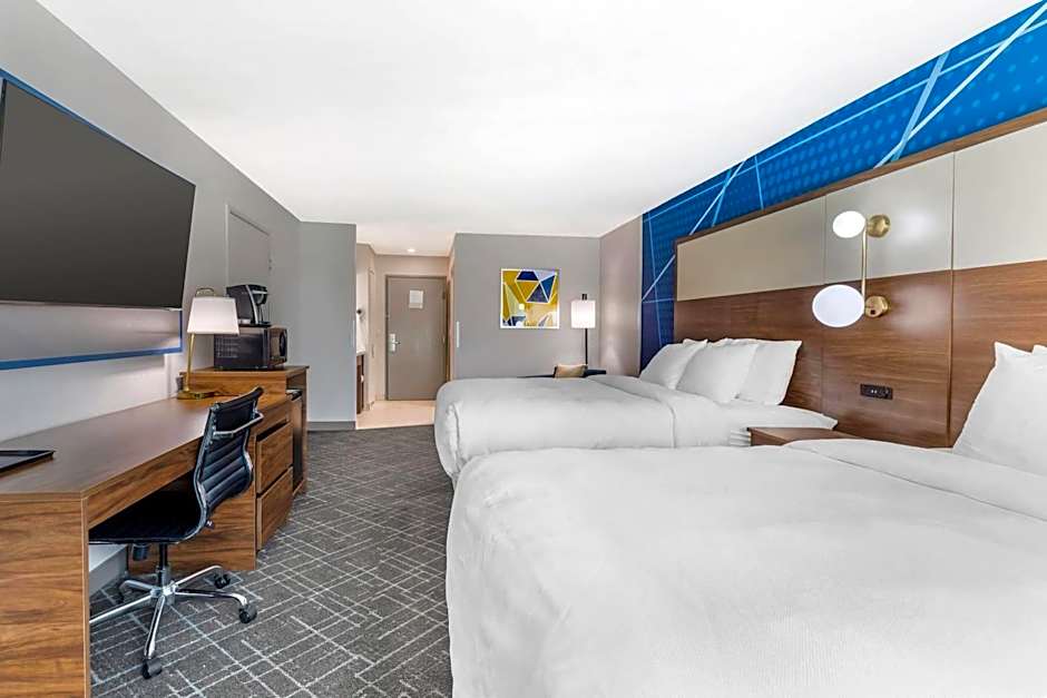 Photo 1 of 4 of 2 Queen Beds, Accessible, Roll in Shower, Nonsmoking, Pet-Friendly