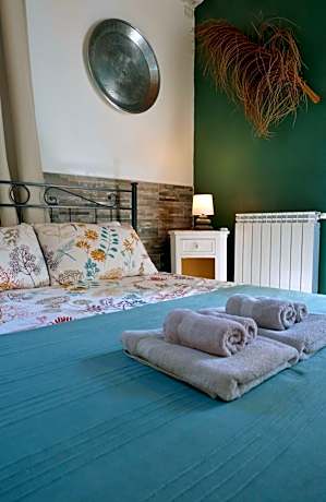 Triple Room with Garden View