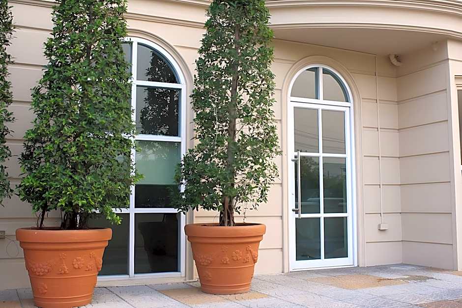 Romance Hotel Bangna