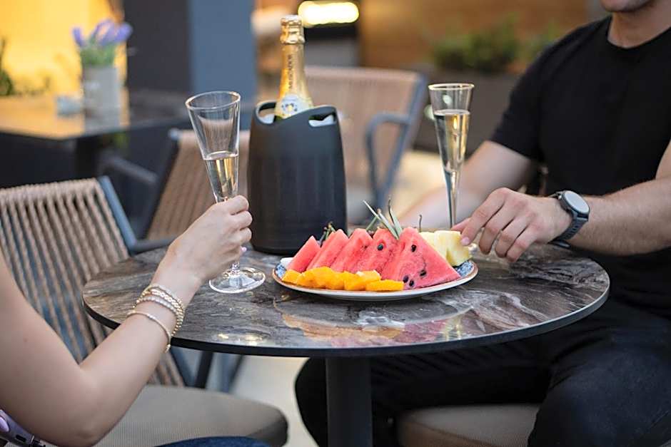 Costa De Luxe Suites